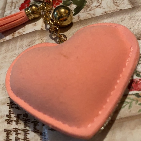 Leopard Heart Rhinestone Tassel Keychain - Picture 9 of 16